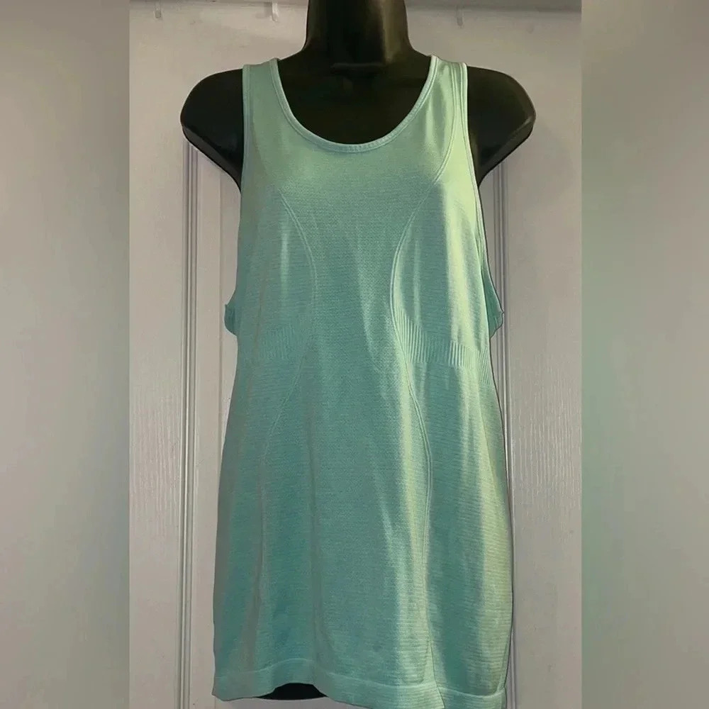 Zyia Active Seamless Razor Back Tank Top